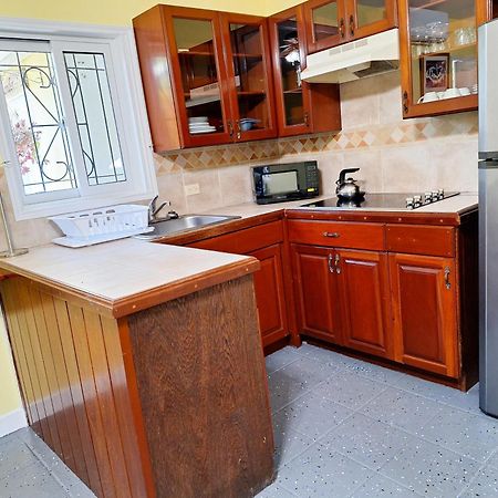 Harbour View Boutique Hotel & Yoga Retreat Беліз Екстер'єр фото