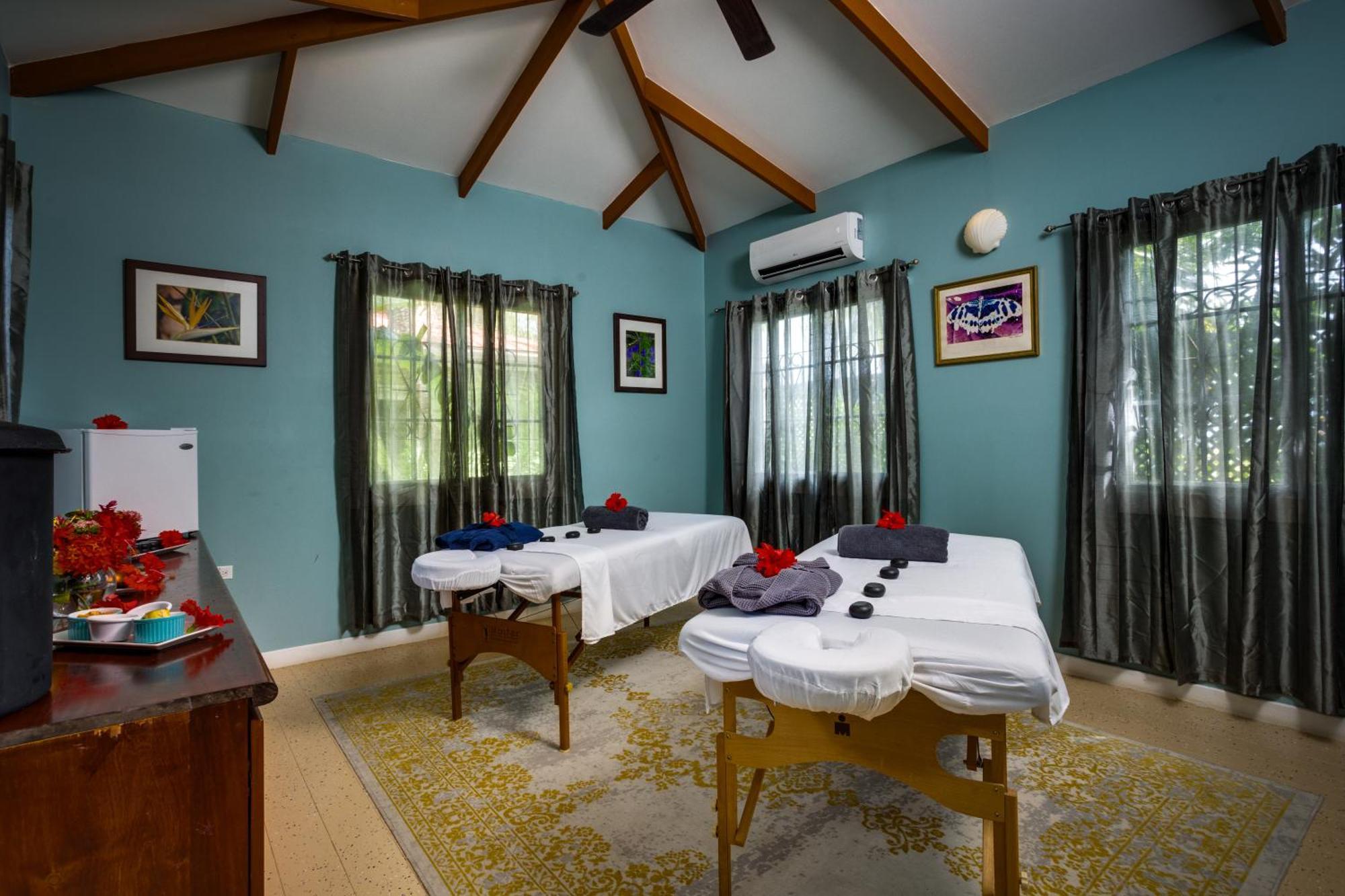 Harbour View Boutique Hotel & Yoga Retreat Беліз Екстер'єр фото