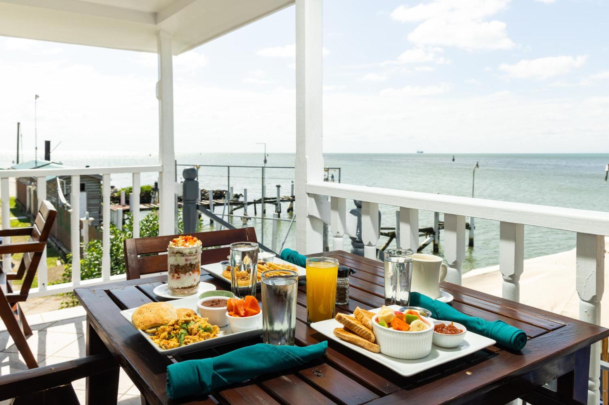 Harbour View Boutique Hotel & Yoga Retreat Беліз Екстер'єр фото